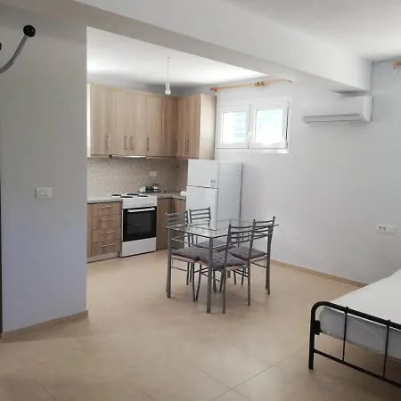 Apartment Temeni Seaside Studios *